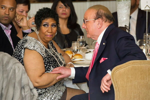 120325-otrc-ap-aretha-franklin-70th-birthday-clive-davis