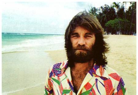 DENNIS WILSON: EL UNICO BEACH BOY QUE HACIA SURF Y SE AHOGO EN EL MAR