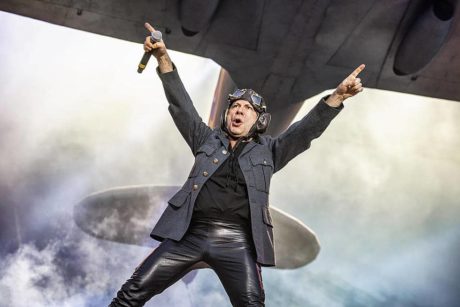 BRUCE DICKINSON DE IRON MAIDEN: "EL PUNK NO FUE MÁS QUE BASURA"
