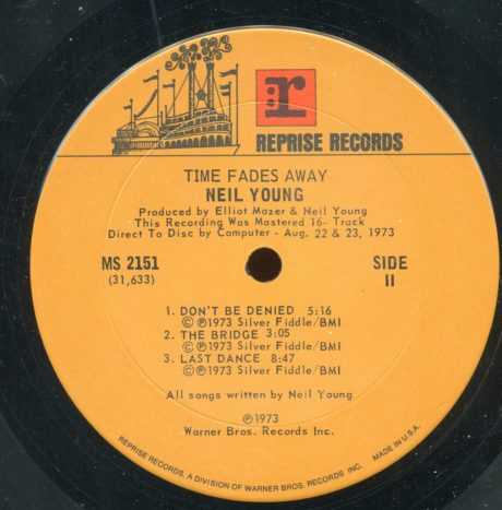 "TIME FADES AWAY", ¿EL PEOR DISCO DE LA HISTORIA DE NEIL YOUNG?