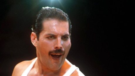 656137-freddie-mercury-queen