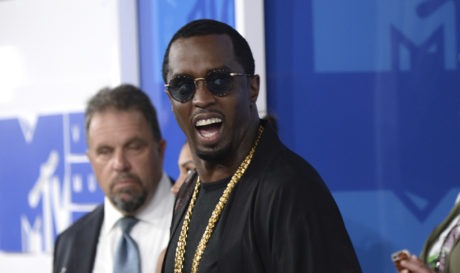 SEAN DIDDY GANA MAS QUE RONALDO Y BEYONCE