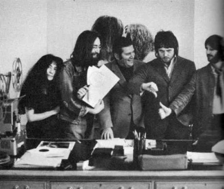 JOHN LENNON CONTÓ COMO ACABARON LOS BEATLES