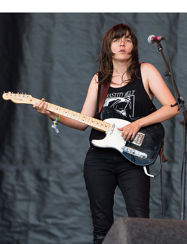 COURTNEY BARNETT, LIDERA LA DENUNCIA SEXISTA EN LA MUSICA AUSTRALIANA