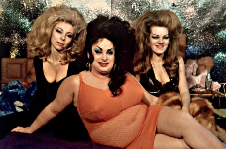 DIVINE, LA "DIVINA DRAG-QUEEN"