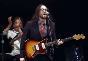 LA HISTORIA REPETIDA DE LOS HIJOS DE JOHN LENNON Y GEORGE HARRISON