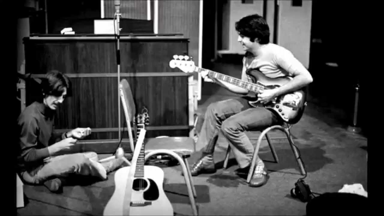 Paul McCartney y Ringo Starr en el estudio durante la grabación de Hey Jude