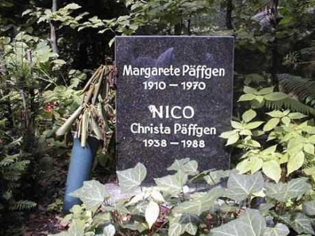 NICO, DE VELVET UNDERGROUND, MURIO EN IBIZA