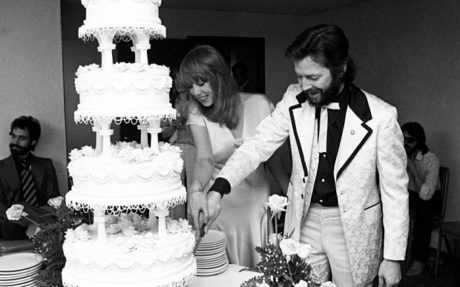PATTIE BOYD Y SUS BODAS CON GEORGE HARRISON Y ERIC CLAPTON