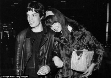 LAS NOVIAS SUICIDAS DE MICK JAGGER