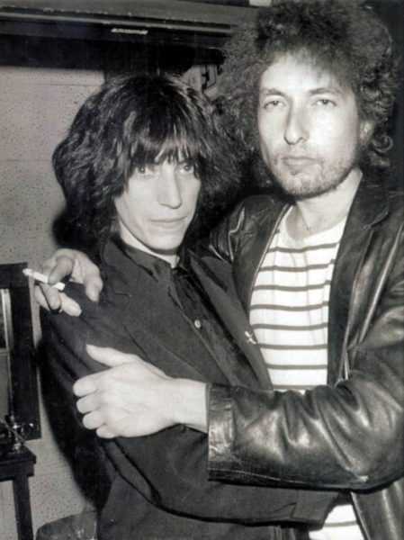 PATTI SMITH ELIGE LAS MEJORES CANCIONES DE AMOR DE BOB DYLAN