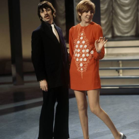CILLA BLACK, LA AMIGA DE LOS BEATLES