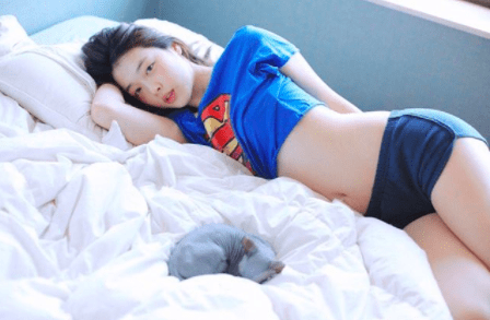 SULLI : LA EXTRAÑA MUERTE A LOS 25 AÑOS DE UNA DE LA REINAS DEL K-POP