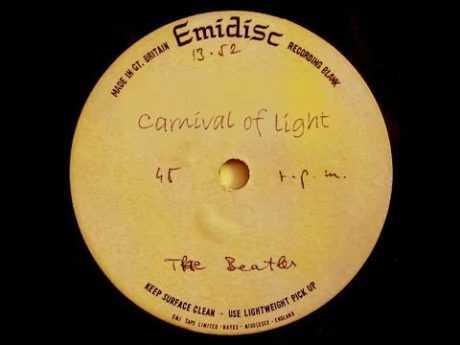 ¿QUIEN HA OIDO "CARNIVAL OF LIGHT" DE LOS BEATLES?