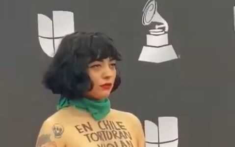 MON LAFERTE Y SU REVOLUCION CHILENA