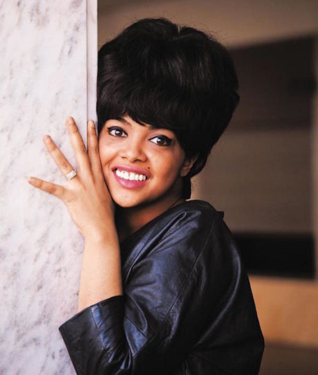 TAMMI TERRELL , UNA BELLEZA Y UNA DE LAS REINAS DE LA MOTOWN