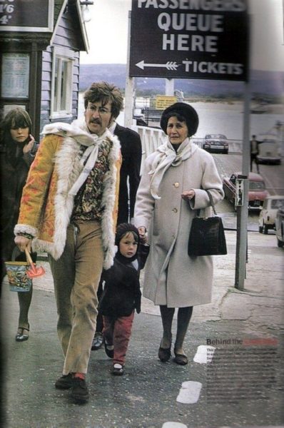 LA TIA MIMI DE JOHN LENNON: "YOKO ES LA CULPABLE"