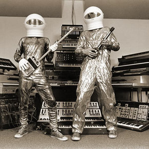 DAFT PUNK COPIARON TODO A MOOG COOKBOOK Y A SPACE