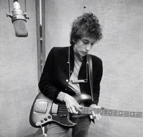 1965: BOB DYLAN LANZA SU OBRA MAESTRA "LIKE A ROLLING STONE"