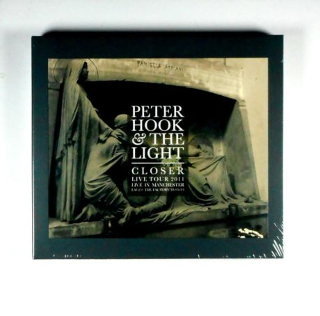 PETER HOOK (HOY 65 AÑOS) : "EL GRAN MOMENTO DE MI VIDA FUE TOCAR EL ALBUM "CLOSER"