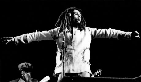 PERO, ¿QUIEN ASESINÓ A BOB MARLEY?