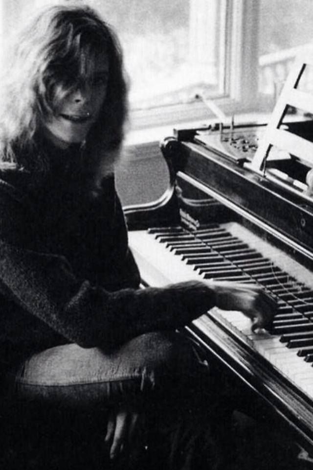 DAVID BOWIE "THE MAN WHO SOLD THE WORLD", ALBUM HISTORICO, CUMPLE 50 AÑOS