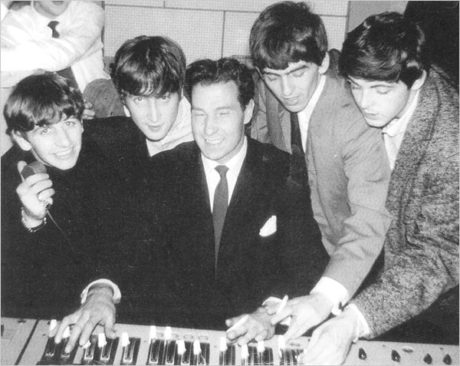 BEATLES : HOY SALIO EL GRAN "RUBBER SOUL" HACE 55 AÑOS BEATLES : HOY SALIO EL GRAN "RUBBER SOUL" HACE 55 AÑOS