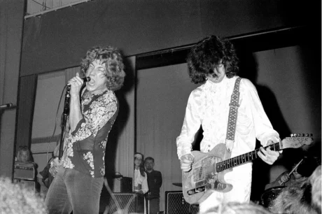 LED ZEPPELIN HICIERON VERSIONES DE LOS BEATLES