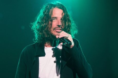 CHRIS CORNELL SE AHORCO CON UNA CUERDA