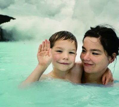 BJÖRK : SU HIJO LE ATACA Y ASEGURA QUE ES MEJOR COMPOSITOR QUE ELLA