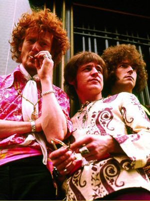 Cream formado por Eric Clapton, Jack Bruce y Ginger Baker