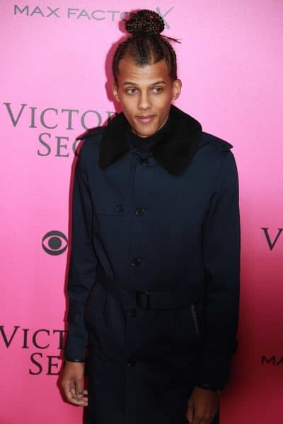 STROMAE DEFIENDE A LOS TRABAJADORES DE TODAS LAS RAZAS