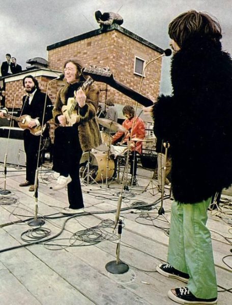 BEATLES : SU CONCIERTO COMPLETO EN LA AZOTEA DE APPLE , EL ÚLTIMO,