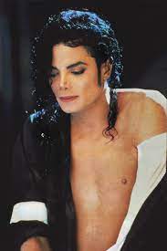 MICHAEL JACKSON EXIGIO QUE LE LLAMARAN "REY DEL POP " AL PRESENTAR "BLACK OR WHITE"