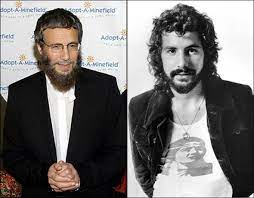 CAT STEVENS PASÓ A SER YOSUF ISLAM , MIENTRAS SE AHOGABA EN MALIBÚ