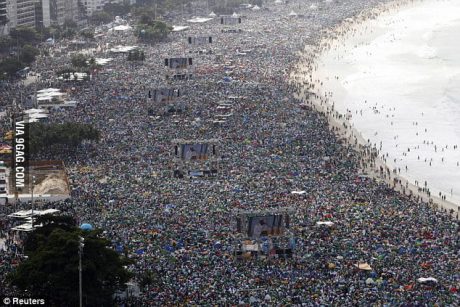 LOS 3 MILLONES QUE VIERON A ROD STEWART EN COPACABANA EL FIN DEL AÑO 1994