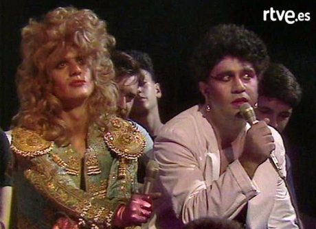 ANTENA 3, SU SERIE TINO CASAL Y EL RIDICULO MÁS ESPANTOSO