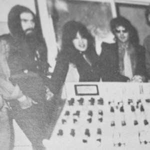 GEORGE HARRISON: LA CANCION QUE LE REGALO A RONNIE SPECTOR Y CANTO DAVID BOWIE