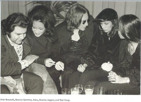 JOHN LENNON : SU INTENSO ROMANCE CON RONNIE SPECTOR