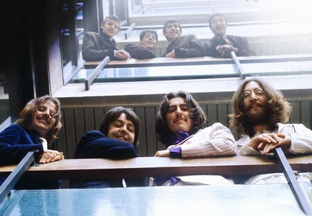 DISNEY DA 5 MILLONES DE LIBRAS A CADA PARTE DE LOS BEATLES