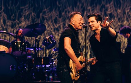 LA FOTOS DE BRUCE SPRINGSTEEN CON LOS KILLERS EN EL MADISON SQUARE GARDEN