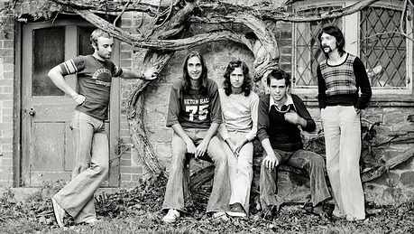 EL INCREIBLE ARTE DE "THE LAMB LIES DOWN ON BROADWAY" DE GENESIS