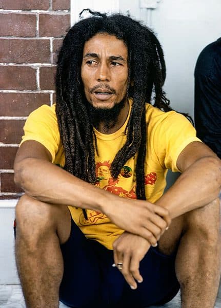 BOB MARLEY , UNA MÁQUINA DE HACER DINERO, HOY TENDRÍA 78 AÑOS