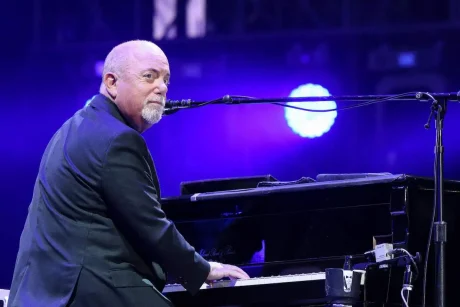 BILLY JOEL PIERDE VEINTE MIL DÓLARES EN CADA CONCIERTO