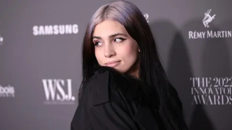 LA LIDER DE PUSSY RIOT , LA MÁS BUSCADA POR "CRIMENES" EN RUSIA