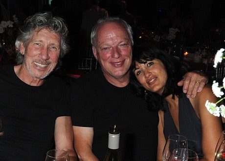 PINK FLOYD , ENTRE ELLOS, NO SE PONEN DE ACUERDO PARA LOS 500 MILLONES DE LA VENTA DE SU EDITORIAL