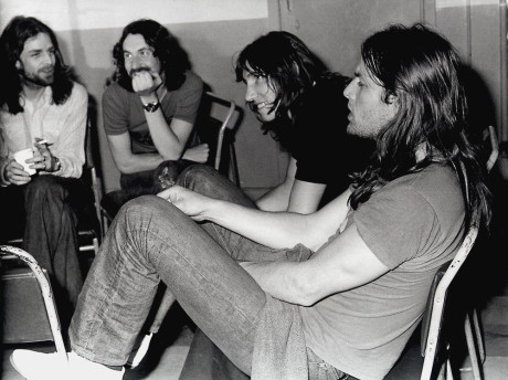 ROGER WATERS Y NICK MASON, LA POLÉMICA GRABACIÓN RÍTMICA DE "ATOM HEART MOTHER"