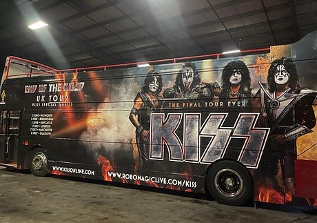 MAL PIE PARA LA GIRA DE KISS EN INGLATERRA