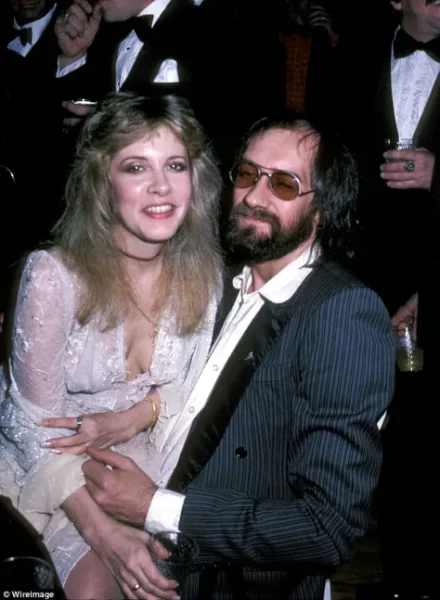LAS TRES CANCIONES QUE STEVIE NICK ESCRIBIÓ SOBRE SU AMOR LOCO POR MICK FLEETWOOD
