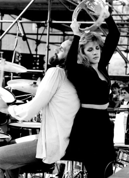 LA HISTORIA DE AMOR ENTRE STEVIE NICKS Y MICK FLEETWOOD